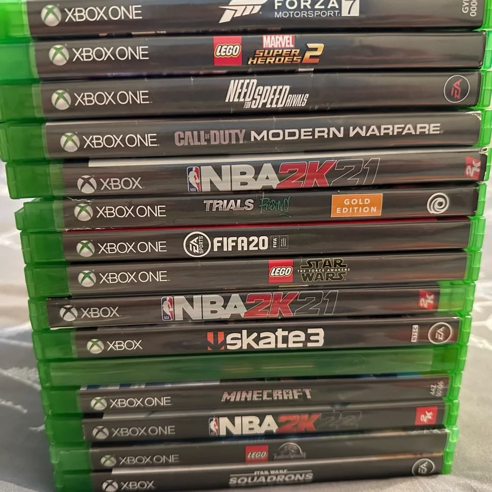 One Video Game Collection - Green Cases - Picture 3 of 5